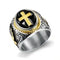 Bague Noire avec Croix Dorée